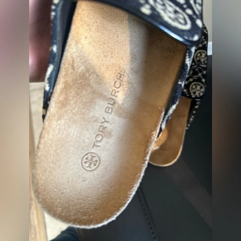 TORY BURCH
Embellished printed jacquard slippers - Picture 10 of 11